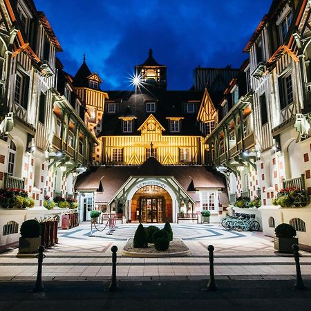 Hotel Barriere Le Normandy Deauville Exterior foto