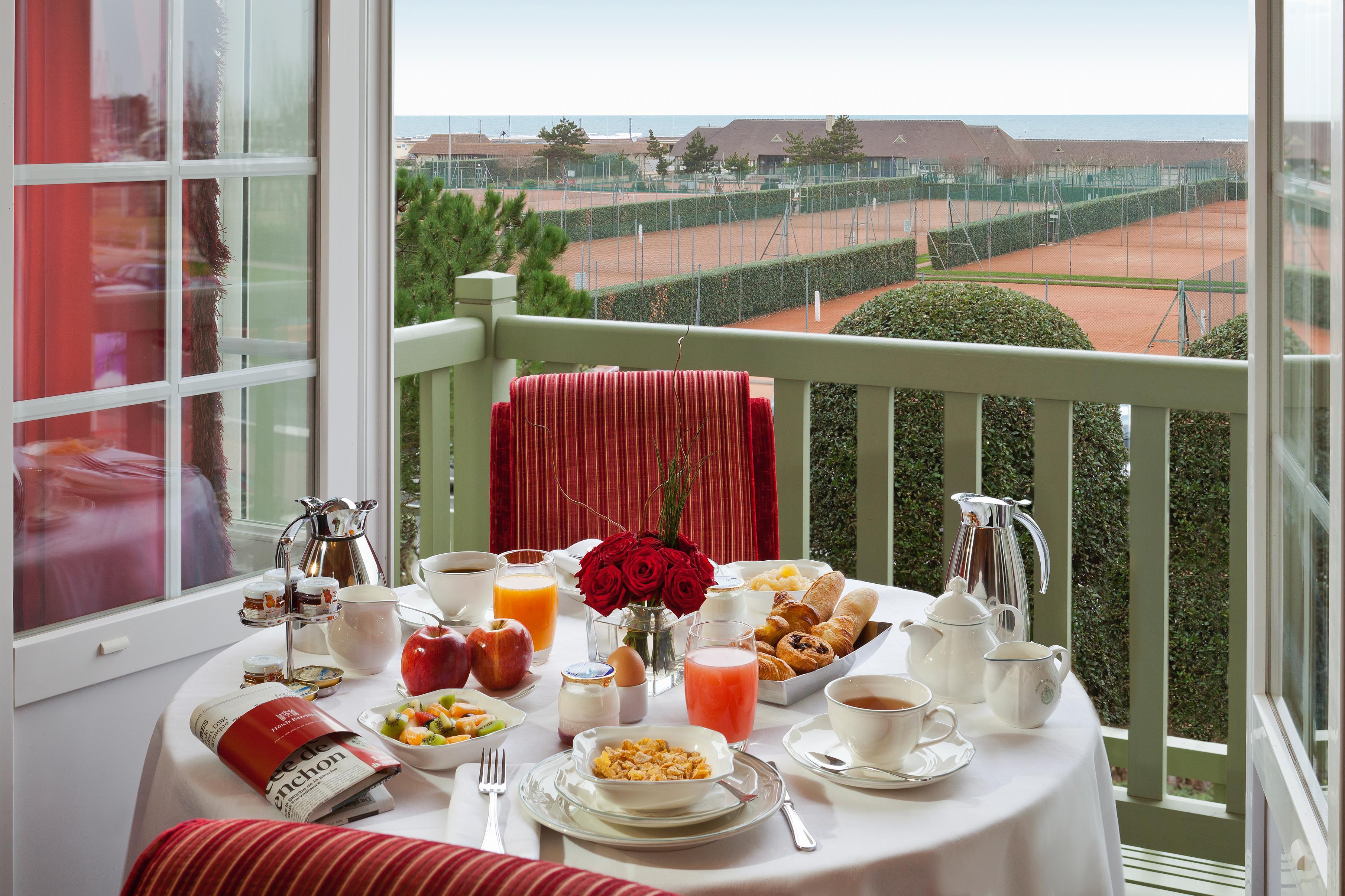 Hotel Barriere Le Normandy Deauville Exterior foto