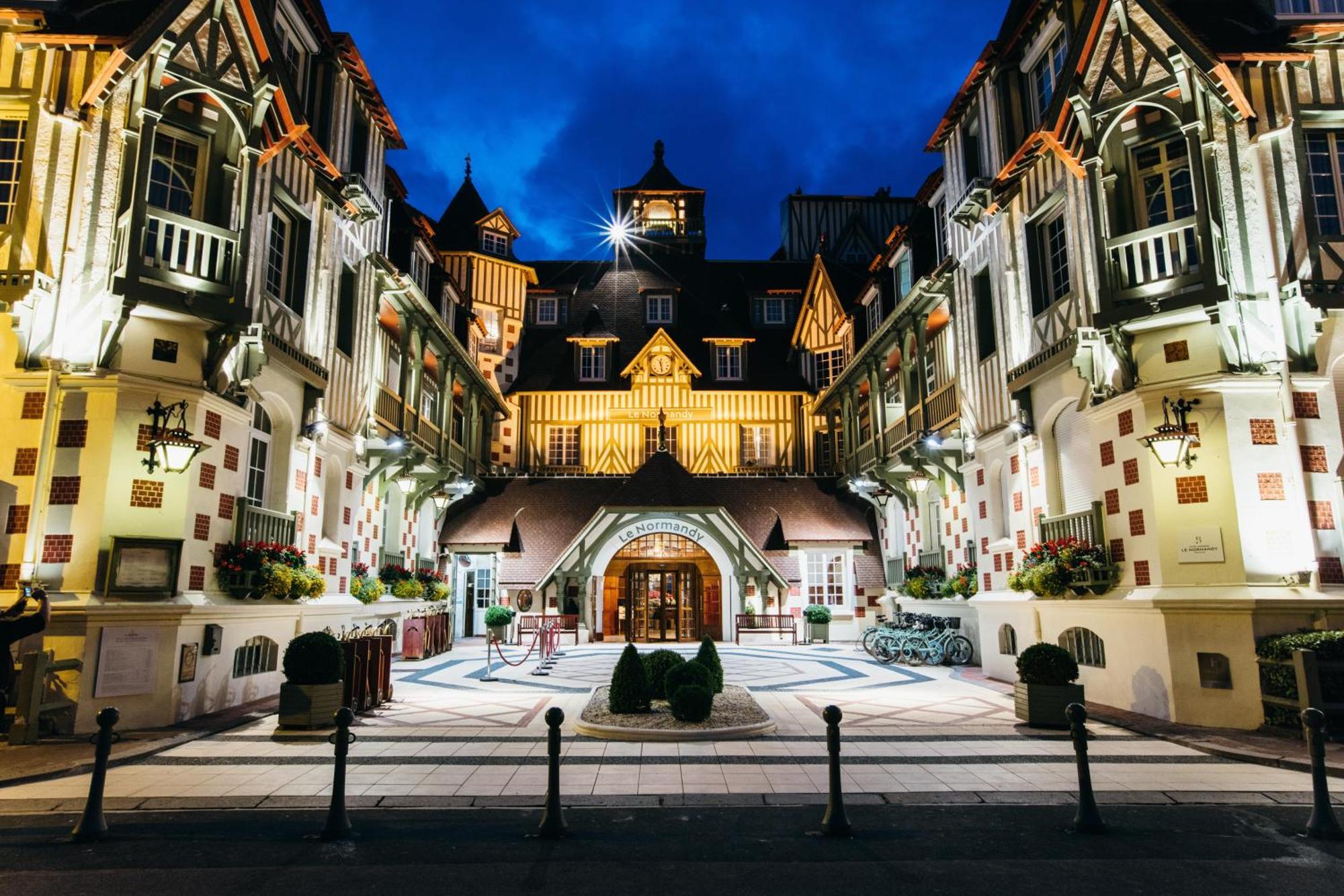 Hotel Barriere Le Normandy Deauville Exterior foto